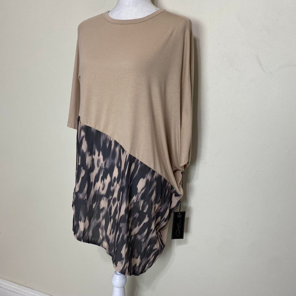 DG2 Diane Gilman Asymmetric Hem‎ Shirt Beige Medium Pull On, XS,Light Brown